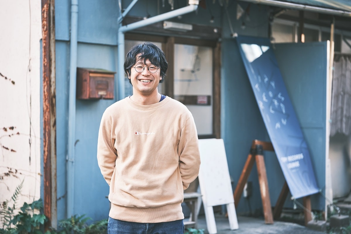 『音楽』というブレないアイデンティティが多くの人を魅了するゲストハウスのオーナー。