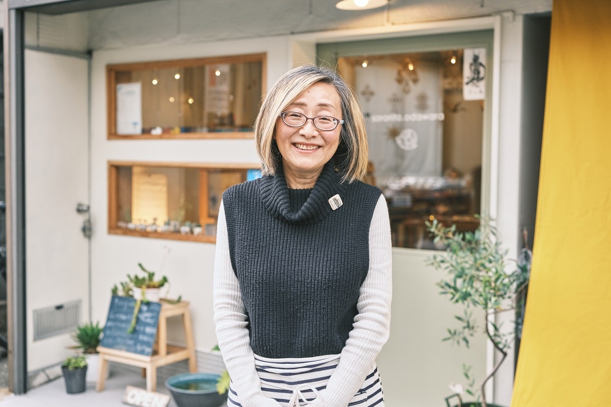 自身の経験をひとの笑顔に変える陶芸作家