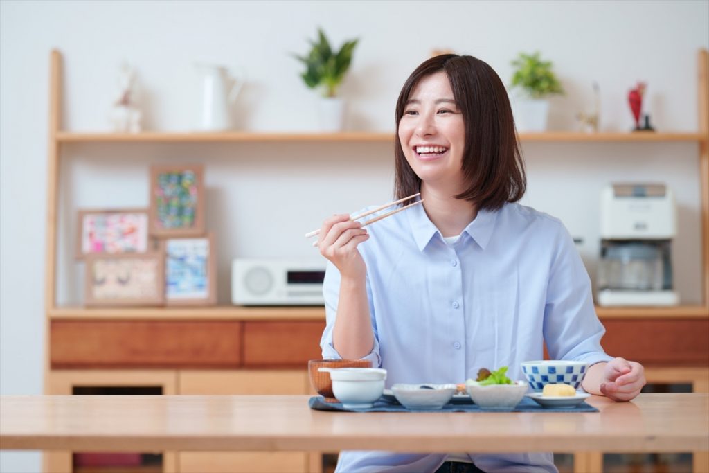 肌のアンチエイジング！肌老化を早める食事と、その対策方法